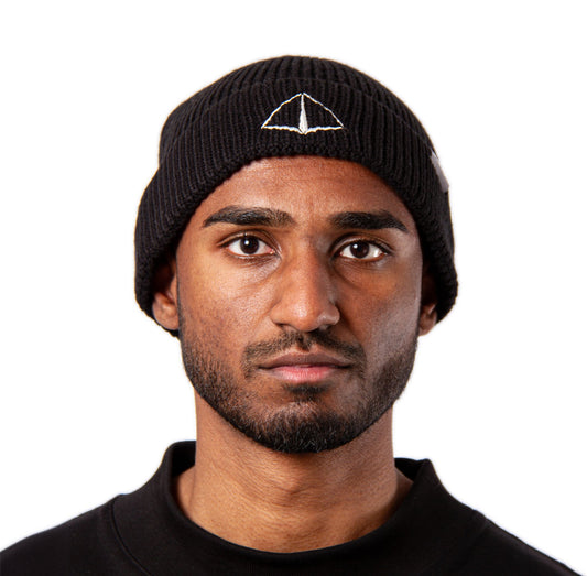 JUST A GENT LOGO BEANIE BLACK - BRNCY